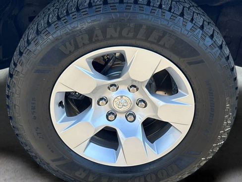 Used 2019 RAM 1500 Big Horn AWD/4WD image 28