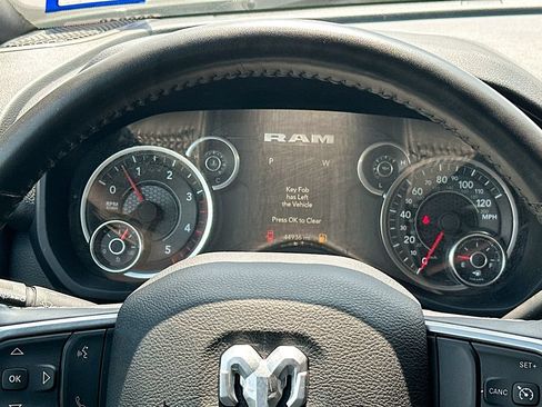 Used 2024 RAM 2500 Big Horn AWD/4WD image 12