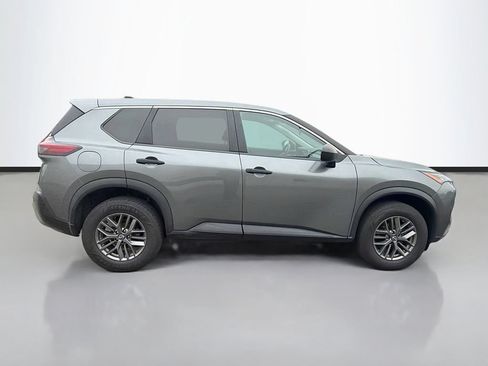 Used 2022 Nissan Rogue S AWD/4WD image 9
