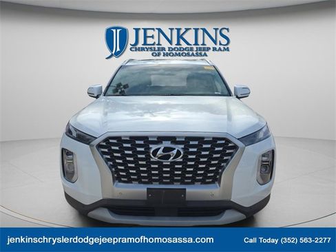 Used 2022 Hyundai Palisade SEL w/ Convenience Package image 2