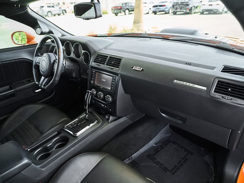Used 2014 Dodge Challenger R/T RWD image 37