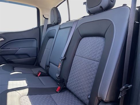 Used 2021 Chevrolet Colorado Z71 w/ Safety Package image 23