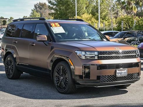 Certified 2025 Hyundai Santa Fe Calligraphy image 3