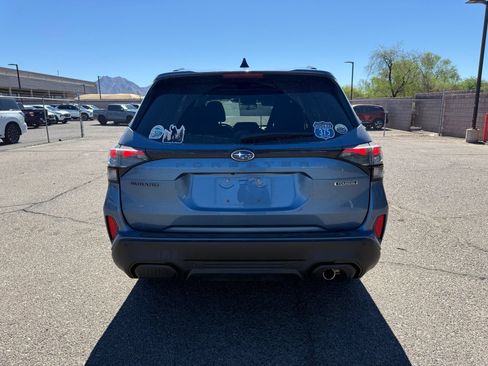 Used 2025 Subaru Forester Touring w/ Popular Package - Touring AWD/4WD image 6