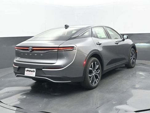 New 2026 Toyota Crown XLE image 10