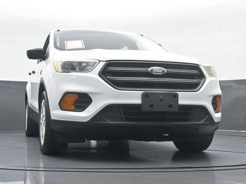 Used 2017 Ford Escape S image 57