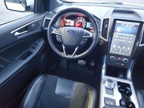 Used 2022 Ford Edge ST w/ Equipment Group 401A image 12