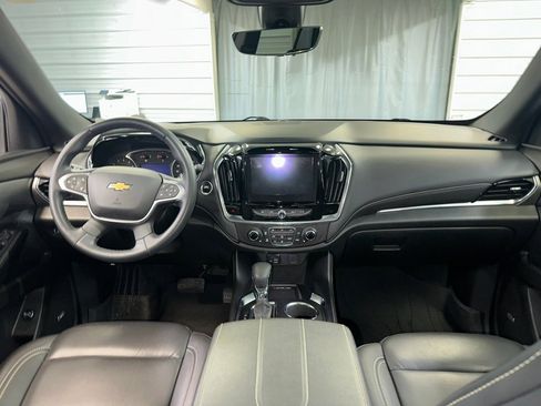 Certified 2023 Chevrolet Traverse LT w/ LT Premium Package image 36