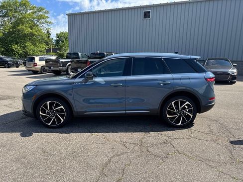 Used 2023 Lincoln Corsair Reserve AWD/4WD image 6