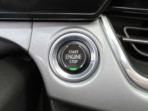 Certified 2024 Chevrolet Trax LT FWD image 16