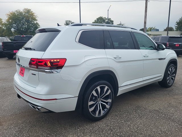 Used 2022 Volkswagen Atlas SEL Premium AWD/4WD image 16