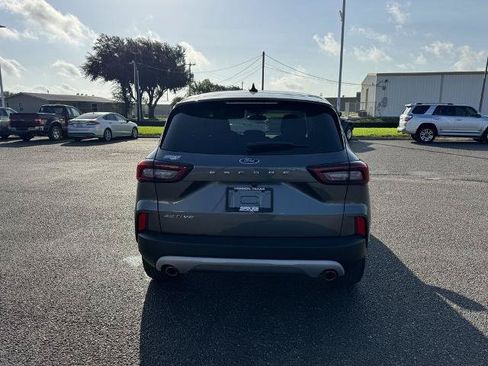 Certified 2025 Ford Escape Active FWD image 4