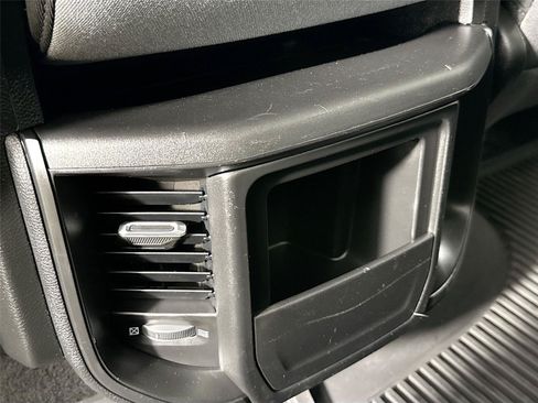 Used 2023 RAM 1500 Big Horn AWD/4WD image 24