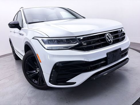 Used 2024 Volkswagen Tiguan SE R-Line image 7
