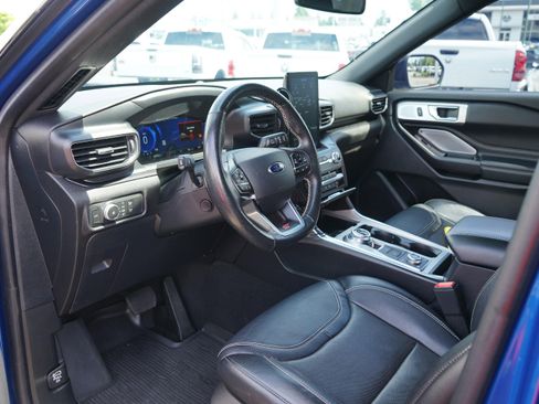 Used 2020 Ford Explorer ST w/ ST Street Pack AWD/4WD image 18