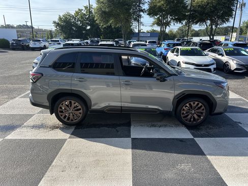 Used 2026 Subaru Forester Sport AWD/4WD image 3