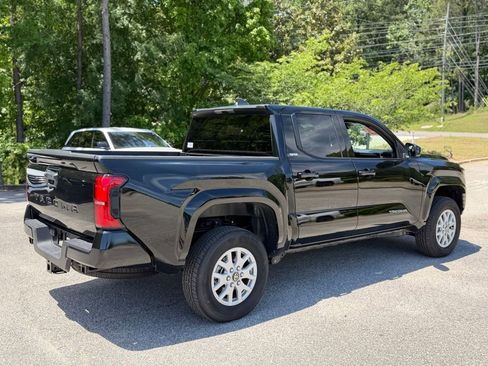 Used 2025 Toyota Tacoma SR5 RWD image 3
