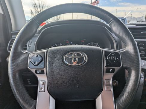 Used 2021 Toyota 4Runner SR5 image 17