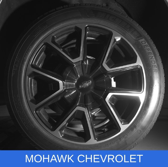 Used 2023 Chevrolet Suburban Premier AWD/4WD image 31
