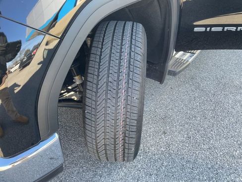 Used 2025 GMC Sierra 1500 SLT w/ SLT Premium Plus Package image 61