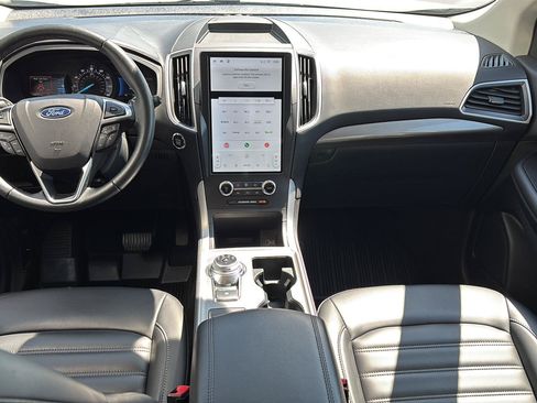 Used 2024 Ford Edge SEL w/ Convenience Package AWD/4WD image 9