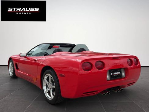 Used 2000 Chevrolet Corvette Convertible w/ Memory Pkg image 8