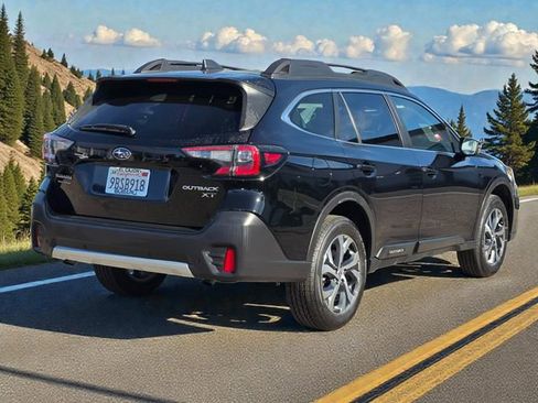 Certified 2022 Subaru Outback Limited XT image 7