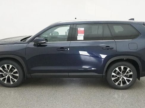 New 2026 Toyota Grand Highlander AWD Hybrid image 3