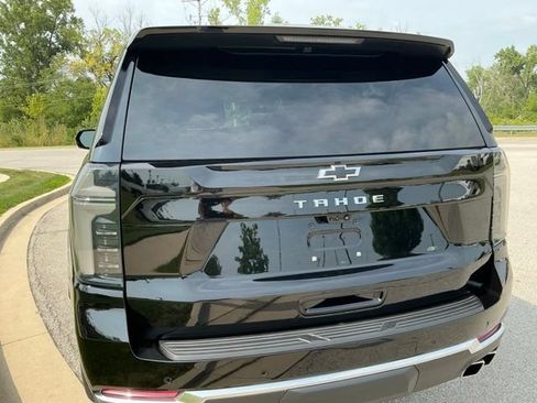 Used 2025 Chevrolet Tahoe High Country AWD/4WD image 10