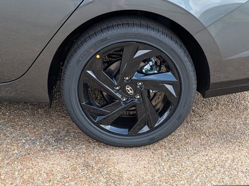 New 2026 Hyundai Elantra SEL Sport image 25