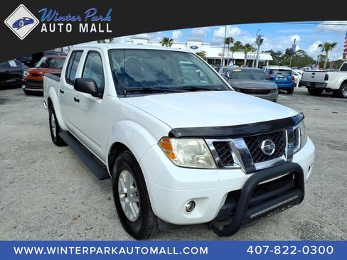 Used 2018 Nissan Frontier SV image 1