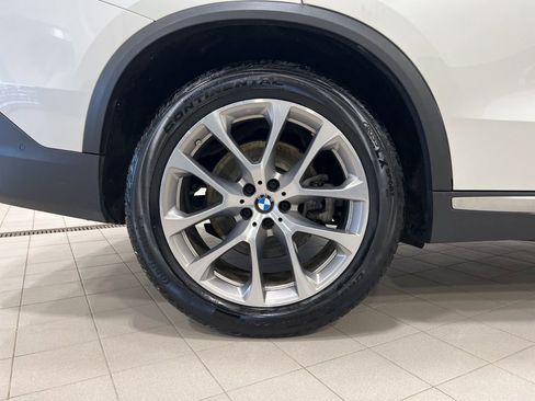 Used 2022 BMW X5 xDrive40i w/ Premium Package image 23