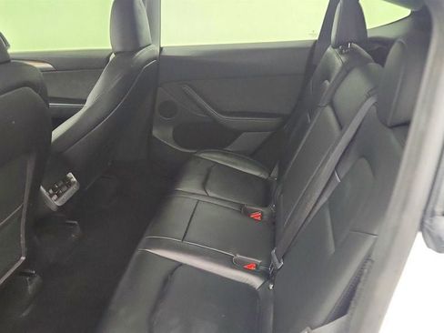 Used 2023 Tesla Model Y AWD image 24