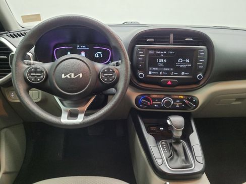 Used 2023 Kia Soul LX image 22