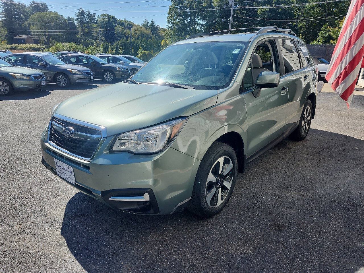 Used 2017 Subaru Forester 2.5i Premium w/ All-Weather Package AWD/4WD image 8