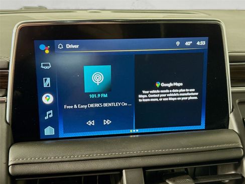 Used 2022 Chevrolet Suburban LT image 7