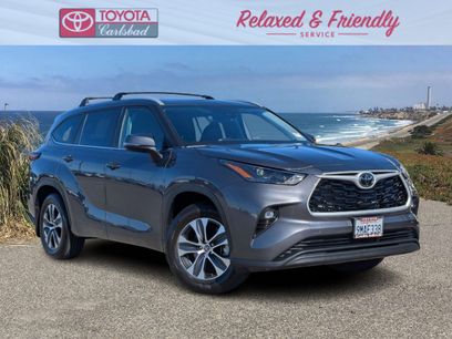 Used 2024 Toyota Highlander LE