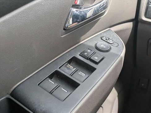 Used 2016 Honda Odyssey EX-L image 16