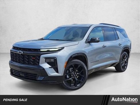 Certified 2024 Chevrolet Traverse RS w/ LPO, Floor Liner Package image 1