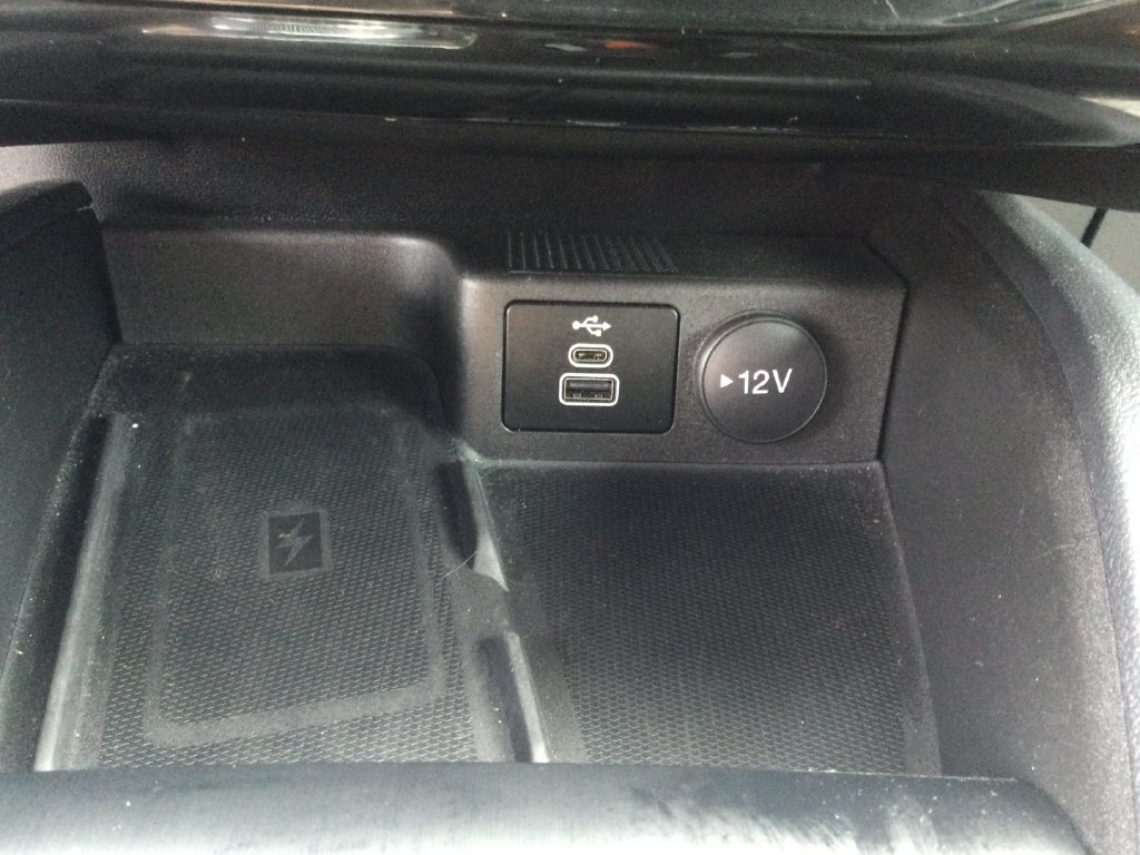 Used 2025 Ford Escape Platinum AWD/4WD image 23