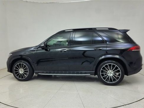 Used 2023 Mercedes-Benz GLE 450 4MATIC w/ AMG Line Exterior image 70