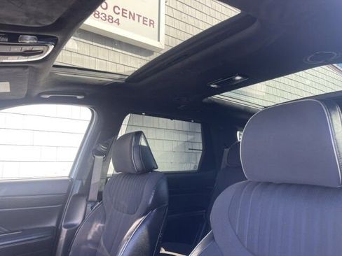 Used 2024 Hyundai Palisade Calligraphy image 10