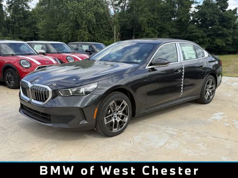 New 2027 BMW 530i xDrive AWD/4WD image 1