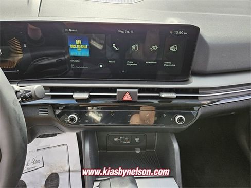 New 2026 Kia Sportage LX w/ LX Convenience Package image 11