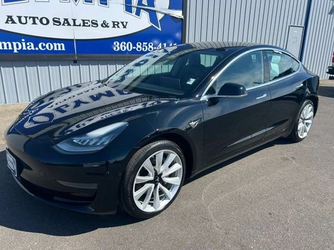 Used 2020 Tesla Model 3 Standard Range Plus RWD image 2