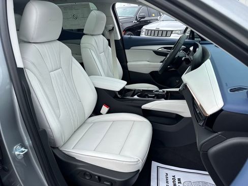 New 2026 Buick Envision Avenir image 11