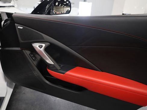 Used 2016 Chevrolet Corvette Z06 w/ 2LZ Preferred Equipment Group image 33