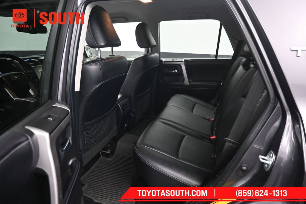 Used 2022 Toyota 4Runner TRD Sport w/ Technology Package AWD/4WD image 10