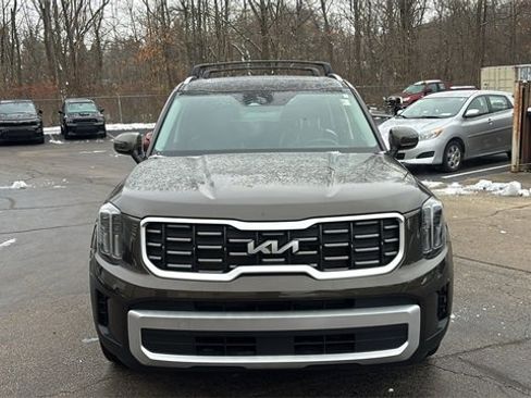 Used 2024 Kia Telluride S w/ S Sunroof Package image 11