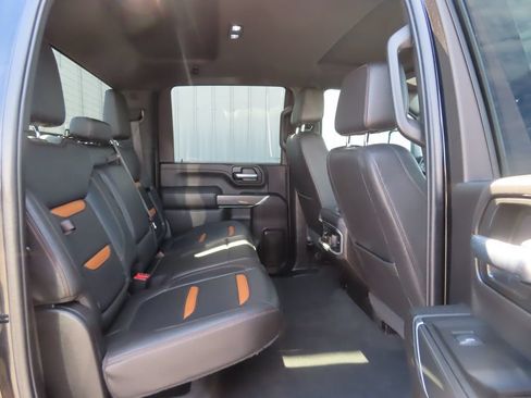 Used 2023 GMC Sierra 2500 AT4 w/ Gooseneck/5TH Wheel Package AWD/4WD image 29
